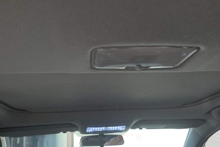 Used Toyota Levin 2017 Revised 185T CVT Elite Edition China V Standard Headliner
