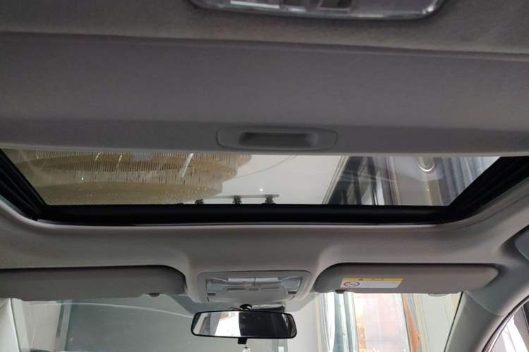 Used Toyota Levin 2017 Revised 185T CVT Elite Edition China V Standard Headliner