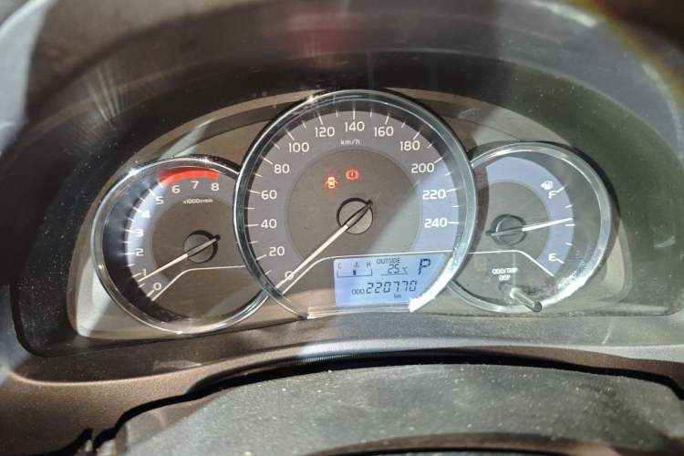 Used Toyota Levin 2017 Revised 185T CVT Elite Edition China V Standard Instrument Cluster