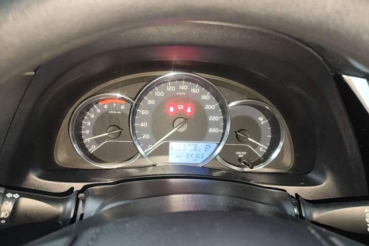Used Toyota Levin 2017 Revised 185T CVT Elite Edition China V Standard Instrument Cluster
