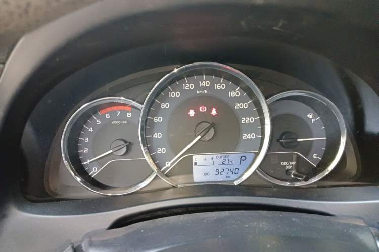Used Toyota Levin 2017 Revised 185T CVT Elite Edition China V Standard Instrument Cluster