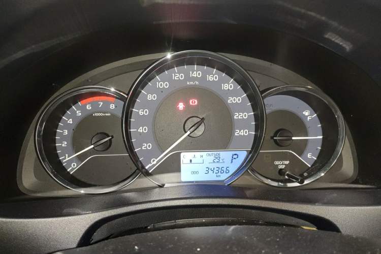 Used Toyota Levin 2017 Revised Version 185T CVT Elite Edition China VI Standard Instrument Cluster