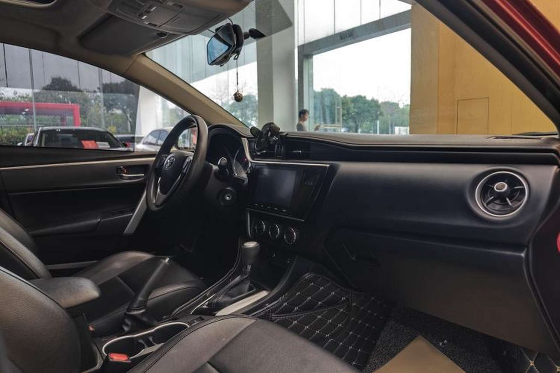 Used Toyota Levin 2017 Revised 185T CVT Elite Edition China V Standard Interior 1