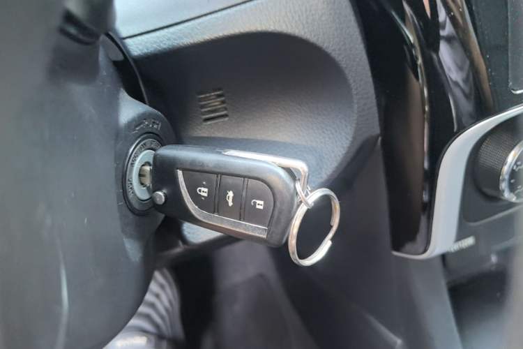 Used Toyota Levin 2017 Revised 185T CVT Elite Edition China V Standard Interior 1