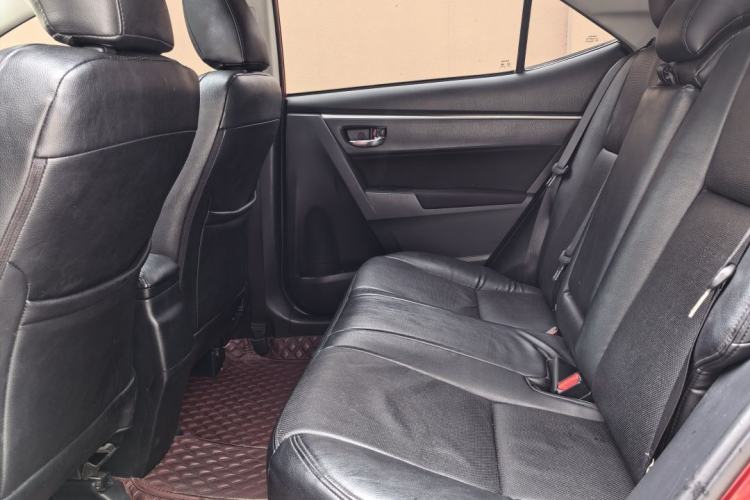 Used Toyota Levin 2017 Revised 185T CVT Elite Edition China V Standard Interior 4