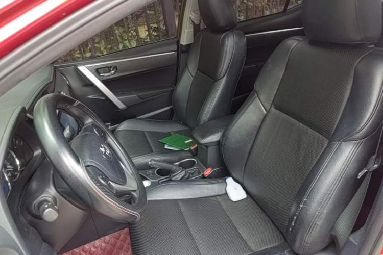 Used Toyota Levin 2017 Revised 185T CVT Elite Edition China V Standard Left Front Seat