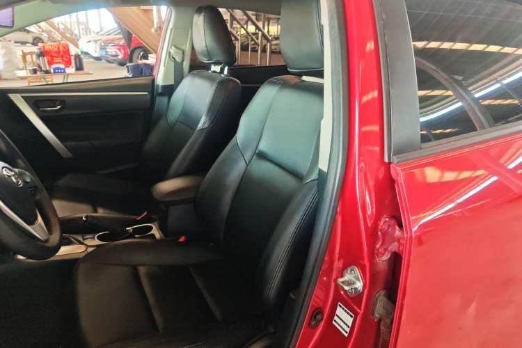Used Toyota Levin 2017 Revised 185T CVT Elite Edition China V Standard Left Front Seat