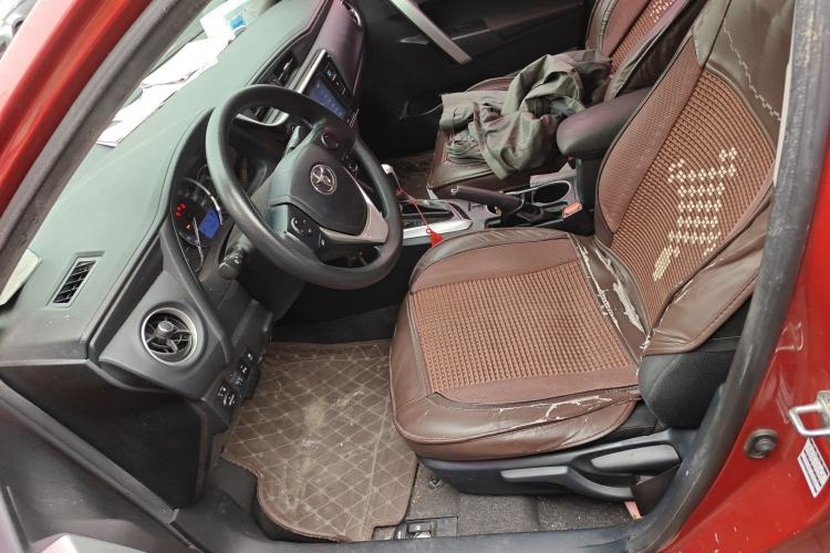 Used Toyota Levin 2017 Revised 185T CVT Elite Edition China V Standard Left Front Seat
