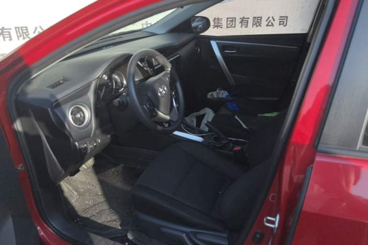 Used Toyota Levin 2017 Revised 185T CVT Elite Edition China V Standard Left Front Seat