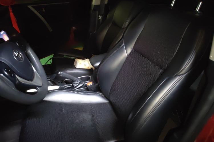 Used Toyota Levin 2017 Revised 185T CVT Elite Edition China V Standard Left Front Seat