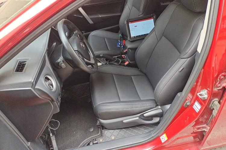 Used Toyota Levin 2017 Revised 185T CVT Elite Edition China V Standard Left Front Seat