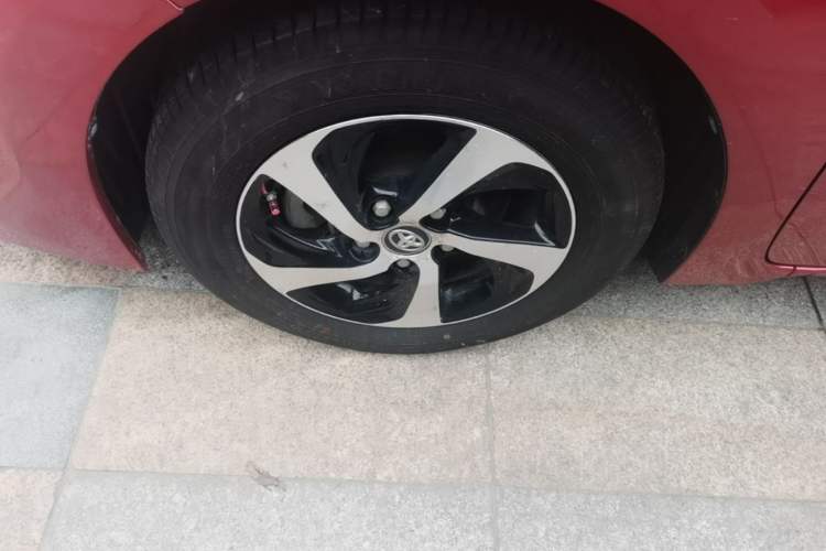 Used Toyota Levin 2017 Revised 185T CVT Elite Edition China V Standard Left Front Wheel Hub