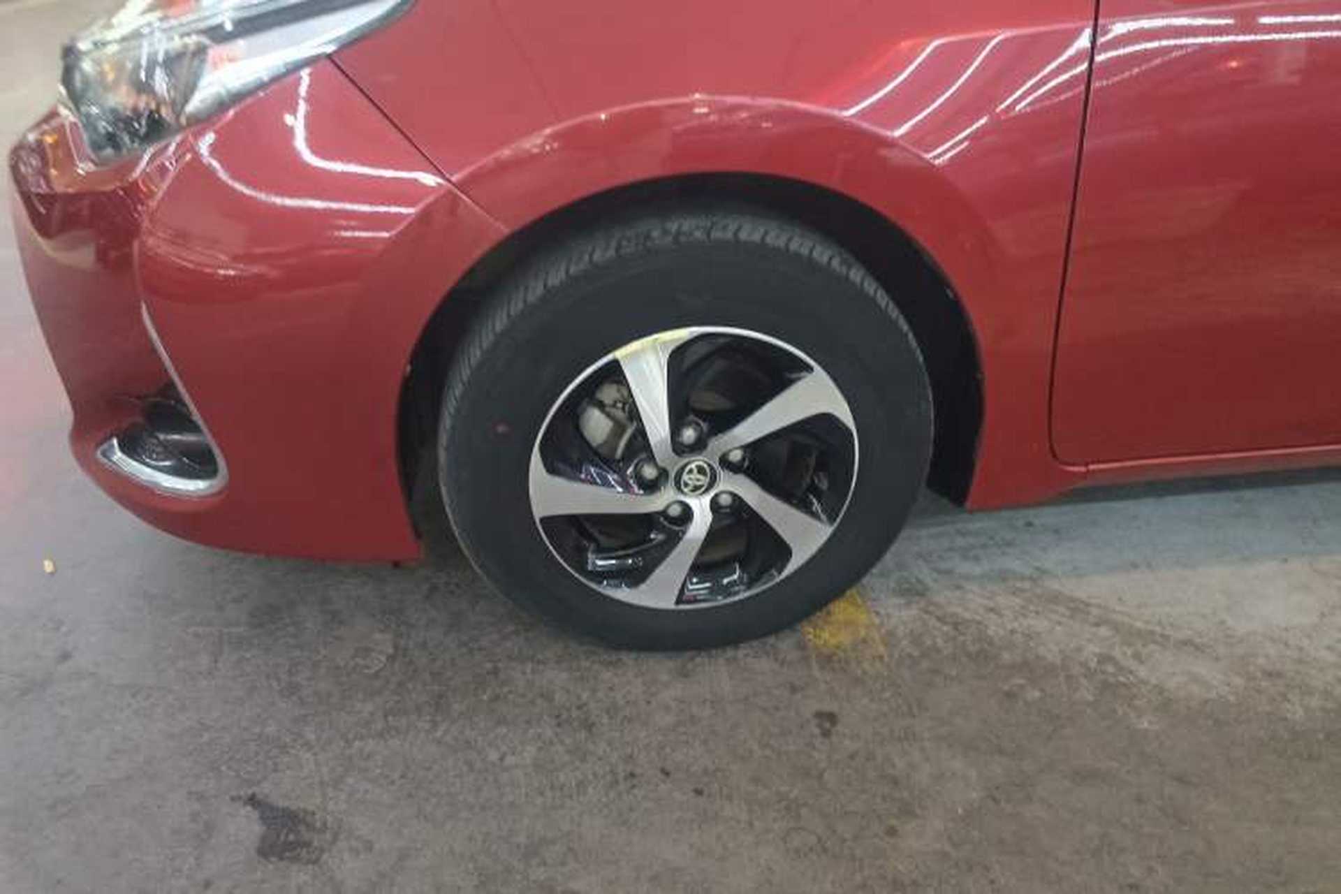 Used Toyota Levin 2017 Revised 185T CVT Elite Edition China V Standard Left Front Wheel Hub