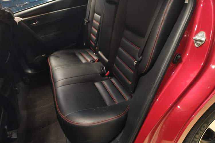 Used Toyota Levin 2017 Revised 185T CVT Leading Edition China V Standard Left Rear Seat