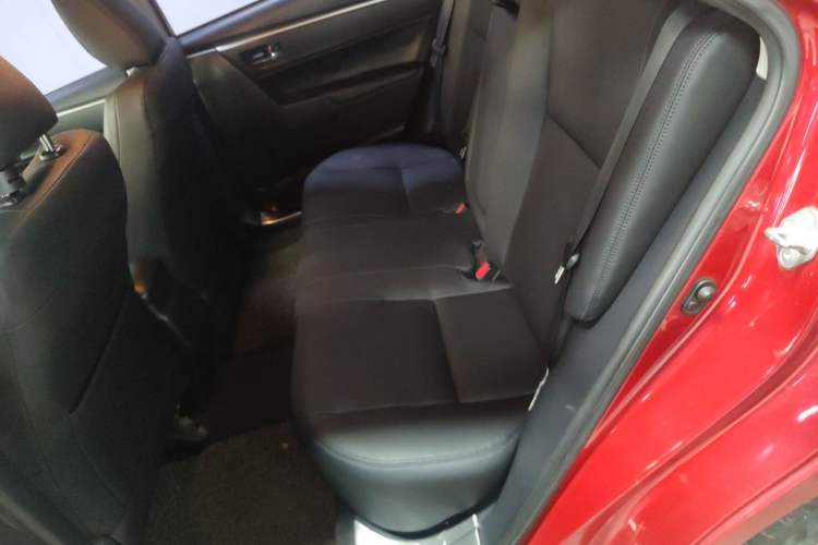 Used Toyota Levin 2017 Revised 185T CVT Elite Edition China V Standard Left Rear Seat