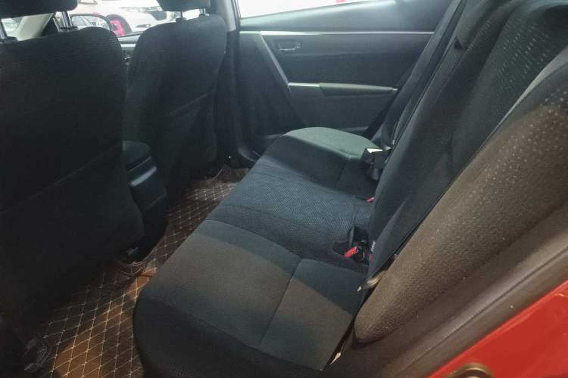 Used Toyota Levin 2017 Revised 185T CVT Elite Edition China V Standard Left Rear Seat