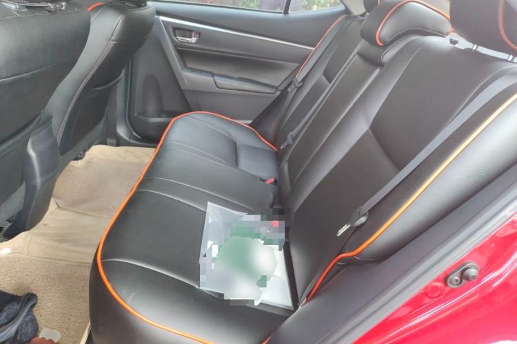 Used Toyota Levin 2017 Revised Version 185T CVT Elite Edition China VI Standard Left Rear Seat