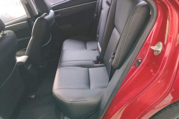 Used Toyota Levin 2017 Revised 185T CVT Elite Edition China V Standard Left Rear Seat