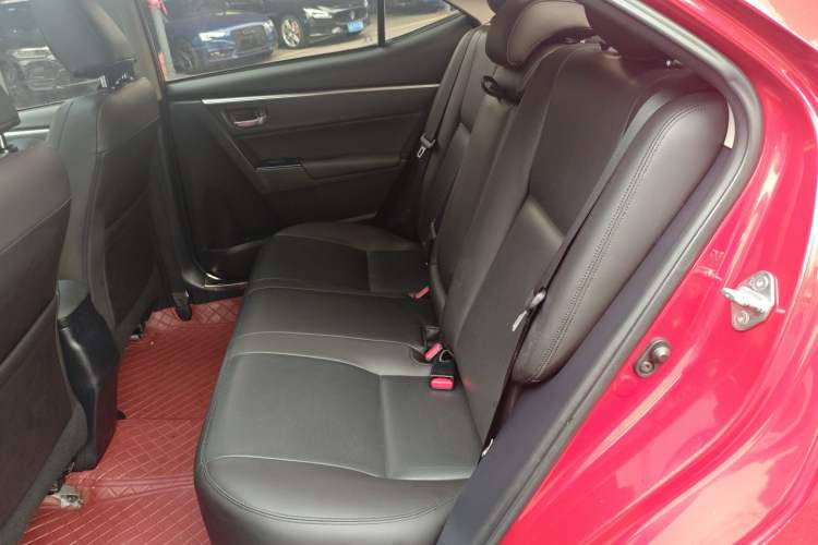 Used Toyota Levin 2017 Revised 185T CVT Elite Edition China V Standard Left Rear Seat
