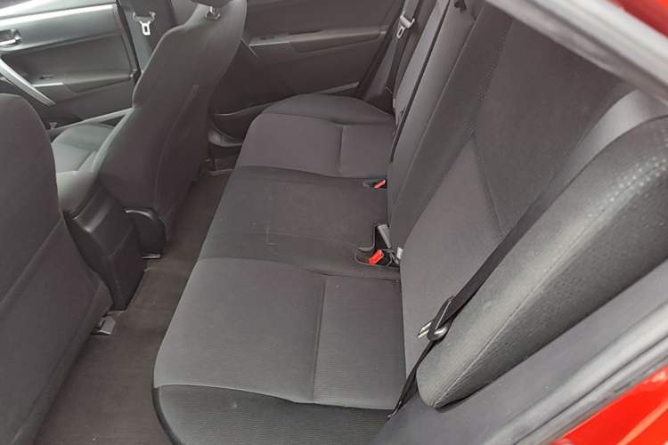 Used Toyota Levin 2017 Revised 185T CVT Elite Edition China V Standard Left Rear Seat