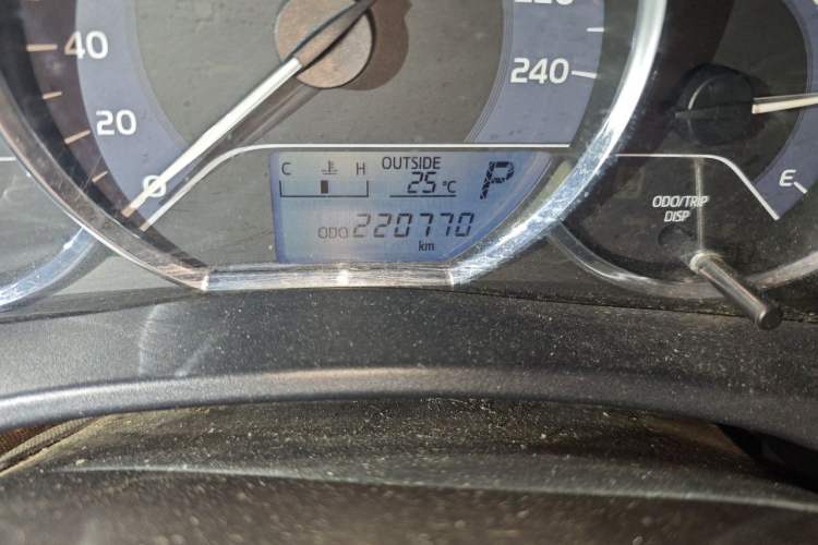 Used Toyota Levin 2017 Revised 185T CVT Elite Edition China V Standard Odometer Close Up