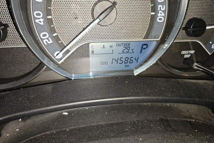 Used Toyota Levin 2017 1.2T G CVT Elite Edition Odometer Close Up