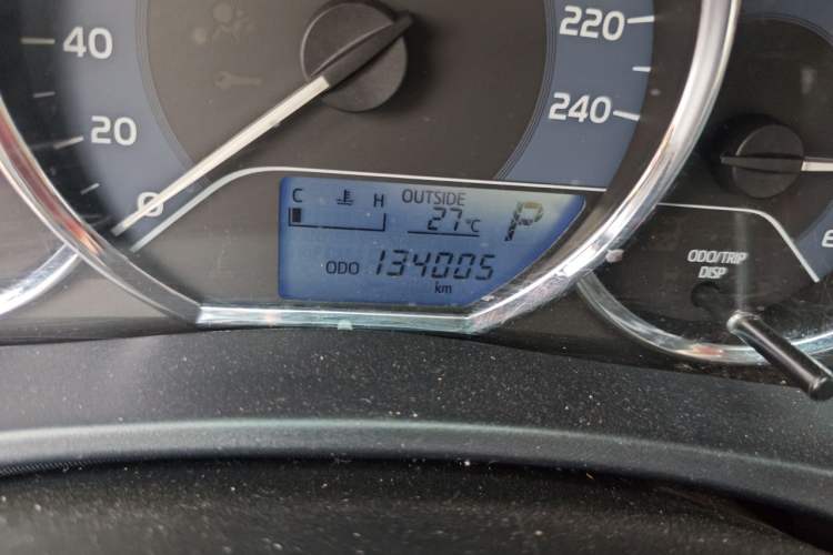 Used Toyota Levin 2017 Revised Version 185T CVT Elite Edition China VI Standard Odometer Close Up