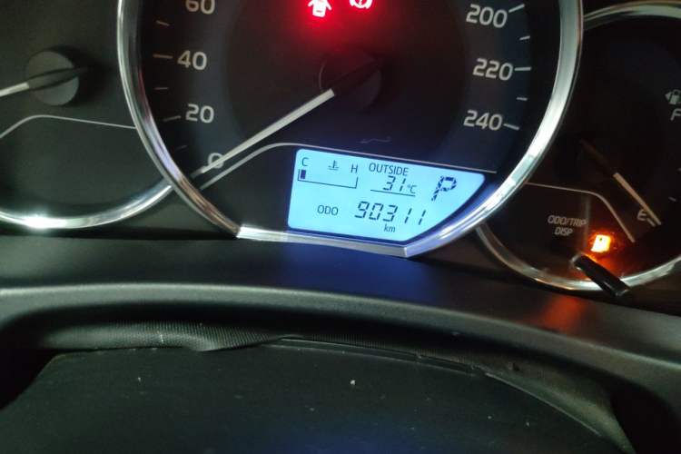Used Toyota Levin 2017 Revised 185T CVT Elite Edition China V Standard Odometer Close Up