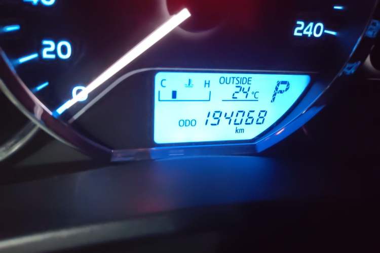 Used Toyota Levin 2017 Revised 185T CVT Elite Edition China V Standard Odometer Close Up