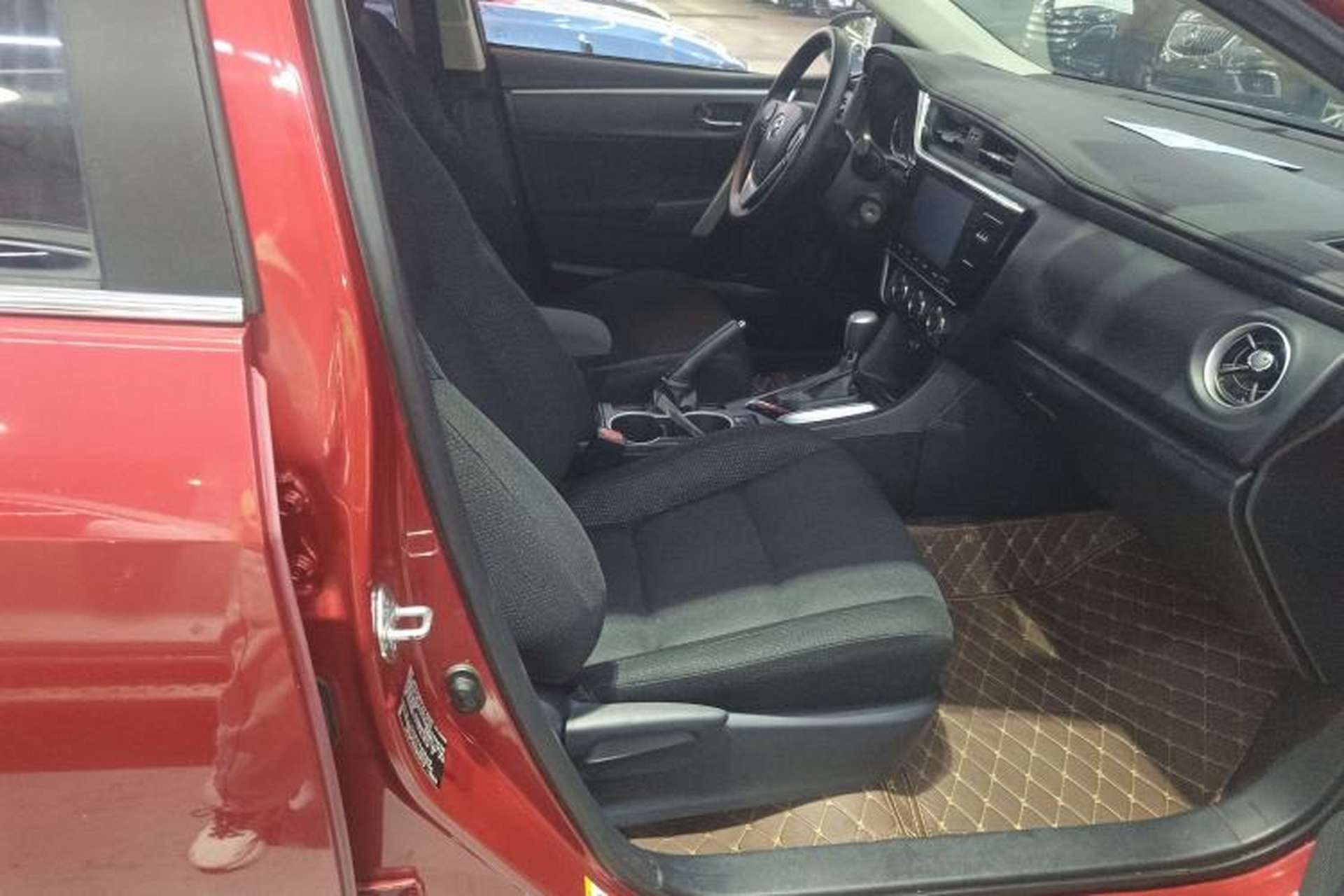 Used Toyota Levin 2017 Revised 185T CVT Elite Edition China V Standard Right Front Seat