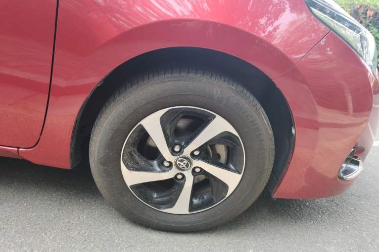 Used Toyota Levin 2017 Revised Version 185T CVT Elite Edition China VI Standard Right Front Wheel Hub
