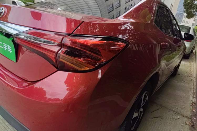 Used Toyota Levin 2017 Revised 185T CVT Elite Edition China V Standard Right Rear Taillight
