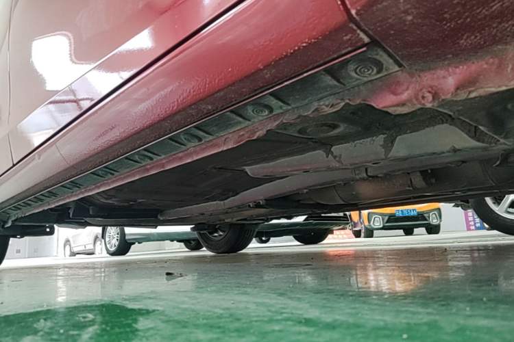 Used Toyota Levin 2017 Revised 185T CVT Elite Edition China V Standard Right Side Sill