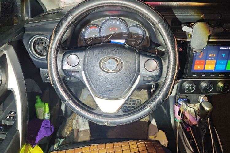 Used Toyota Levin 2017 Revised 185T CVT Elite Edition China V Standard Steering Wheel