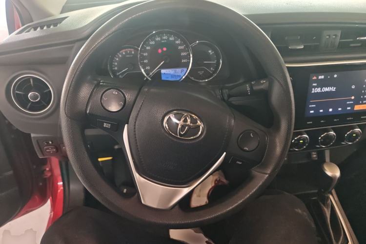 Used Toyota Levin 2017 Revised 185T CVT Elite Edition China V Standard Steering Wheel