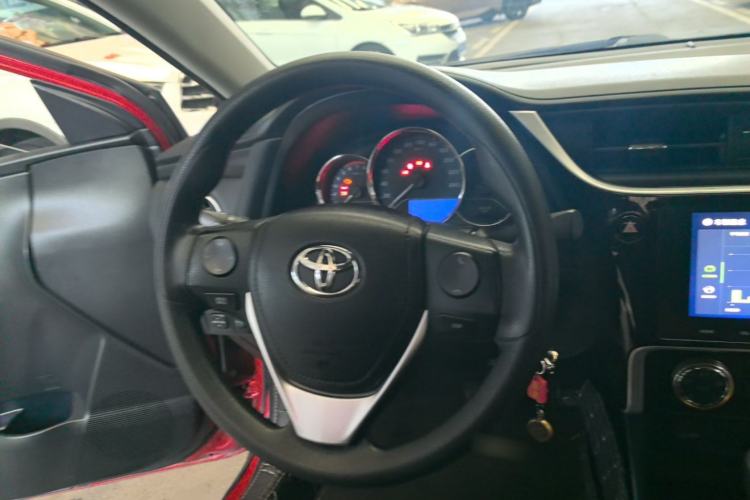 Used Toyota Levin 2017 Revised 185T CVT Elite Edition China V Standard Steering Wheel