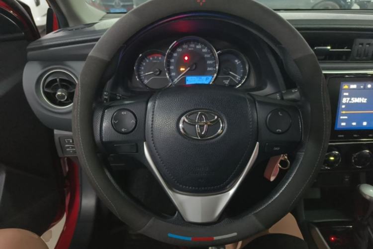 Used Toyota Levin 2017 Revised 185T CVT Elite Edition China V Standard Steering Wheel