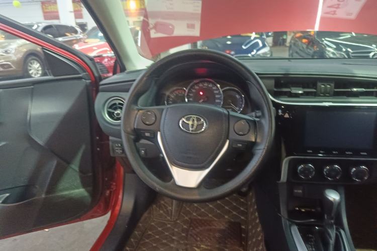 Used Toyota Levin 2017 Revised 185T CVT Elite Edition China V Standard Steering Wheel