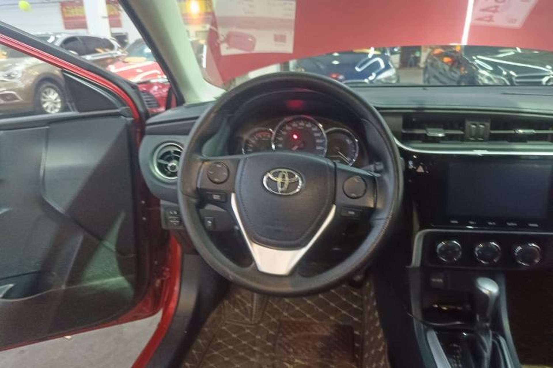 Used Toyota Levin 2017 Revised 185T CVT Elite Edition China V Standard Steering Wheel