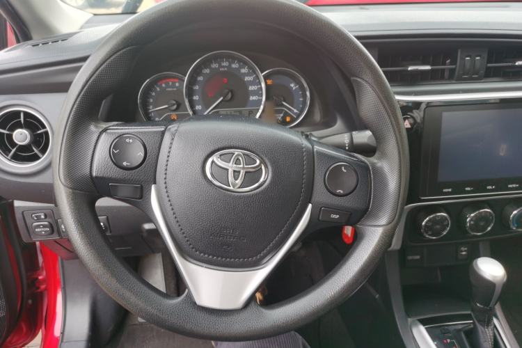Used Toyota Levin 2017 Revised 185T CVT Elite Edition China V Standard Steering Wheel