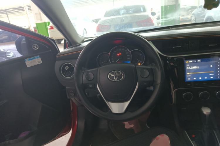 Used Toyota Levin 2017 Revised 185T CVT Elite Edition China V Standard Steering Wheel