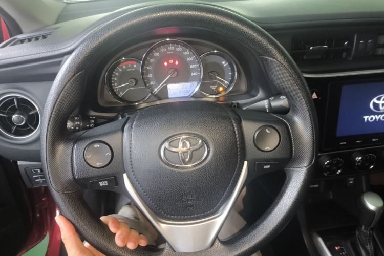 Used Toyota Levin 2017 Revised 185T CVT Elite Edition China V Standard Steering Wheel
