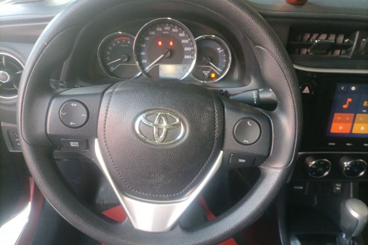 Used Toyota Levin 2017 Revised 185T CVT Elite Edition China V Standard Steering Wheel