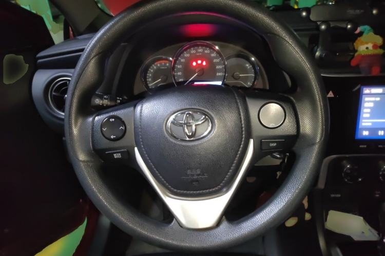 Used Toyota Levin 2017 Revised 185T CVT Elite Edition China V Standard Steering Wheel