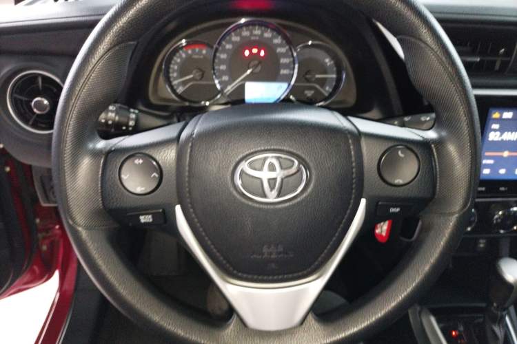 Used Toyota Levin 2017 Revised Version 185T CVT Elite Edition China VI Standard Steering Wheel