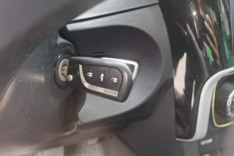 Used Toyota Levin 2017 Revised 185T CVT Elite Edition China V Standard Vehicle Key