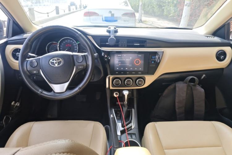 Used Toyota Levin 2017 Revised 185T CVT Elite Edition China V Standard Center Console