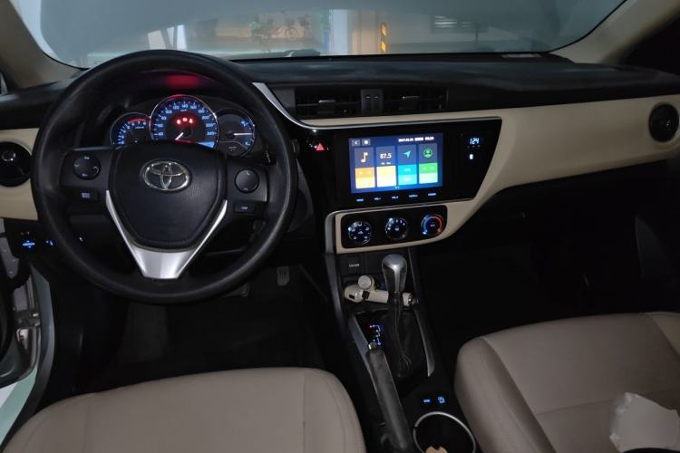 Used Toyota Levin 2017 Revised 185T CVT Elite Edition China V Standard Center Console