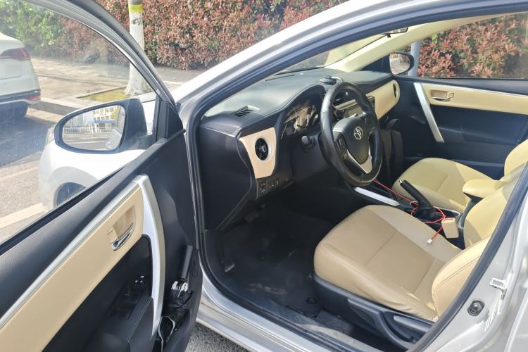 Used Toyota Levin 2017 Revised 185T CVT Elite Edition China V Standard Driver Seat