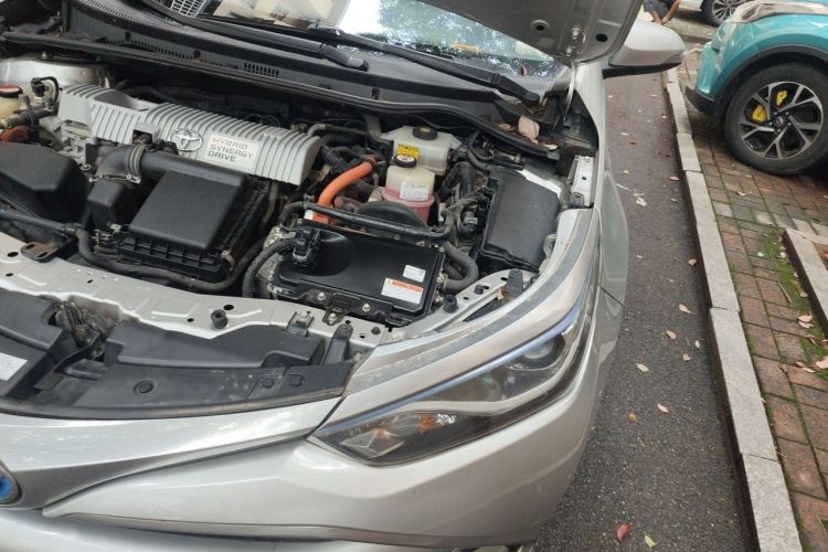 Used Toyota Levin 2017 Revised Dual-Engine 1.8H GS E-CVT Elite Sunroof Version China V Standard Engine Bay Left